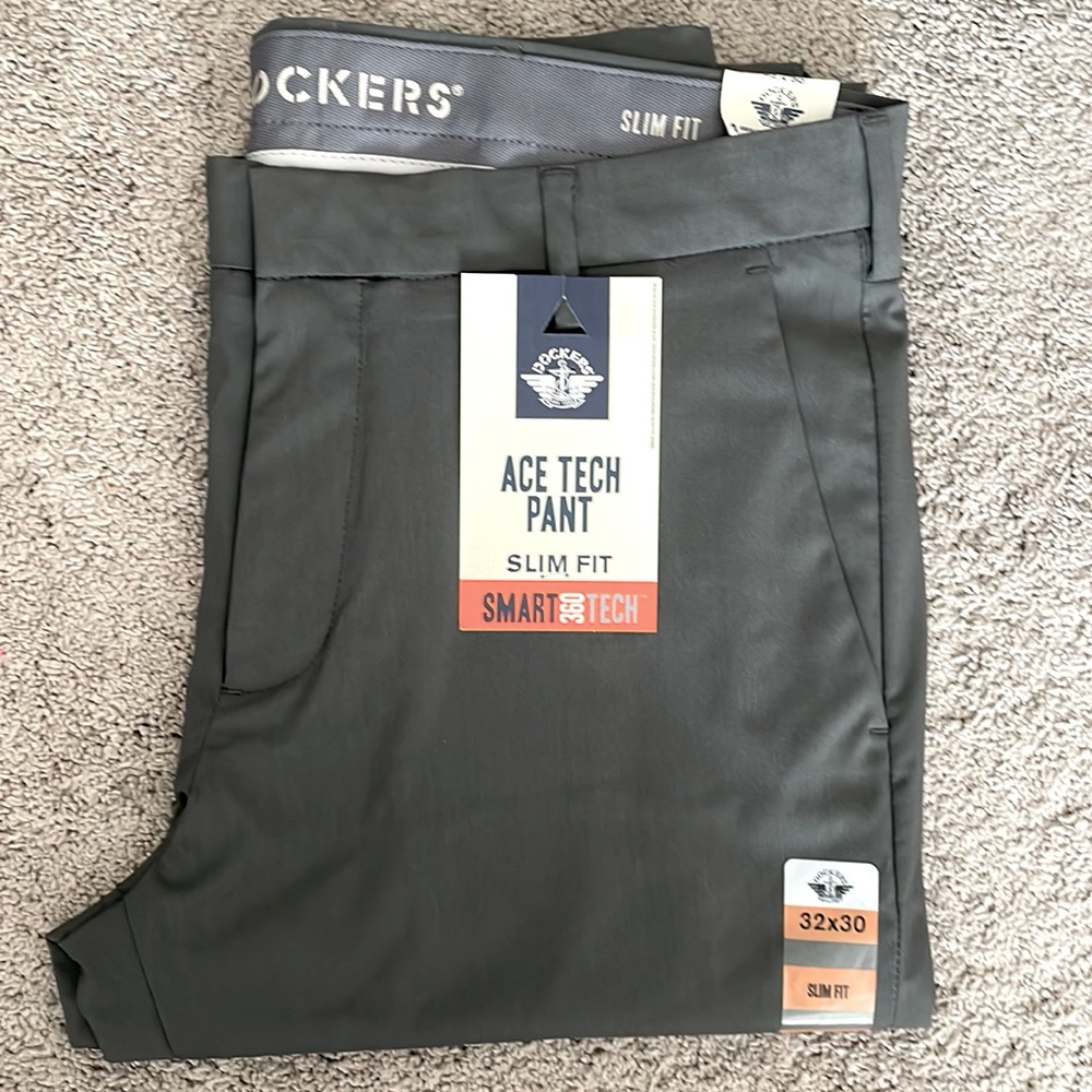 Men’s Dockers